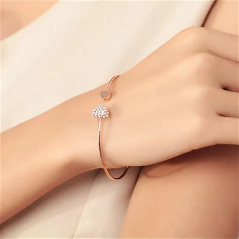 Adjustable Crystal Double Heart Bow Bracelet