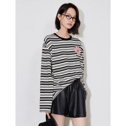 Women's Striped Flower Embroidery Sweatshirt