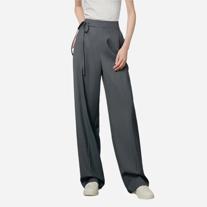 Women’s Pleated Trouser